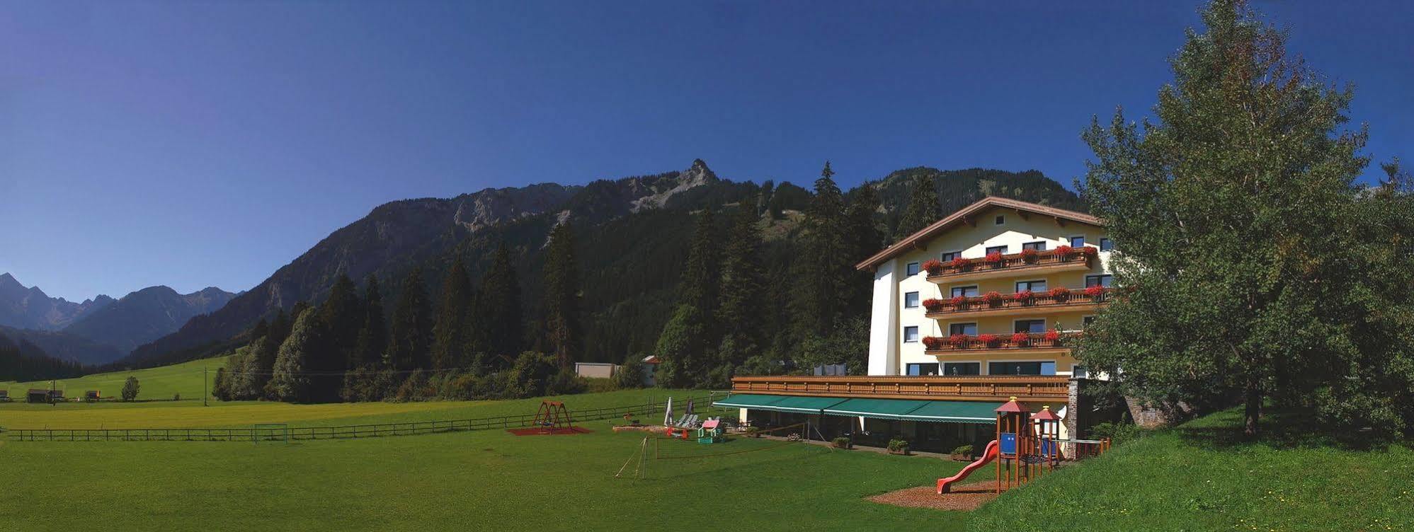 Haus Diana Hotel Reutte Exterior foto